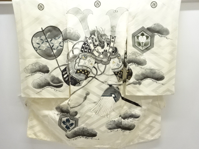 アンティーク　兜模様紋付男児着物(内袖・長襦袢付き)